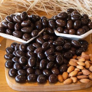 Alternative view of Badem Şekilli Çikolata Draje 250 GR