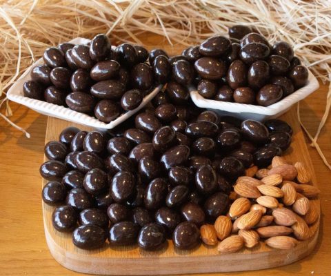 Badem Şekilli Çikolata Draje 250 GR